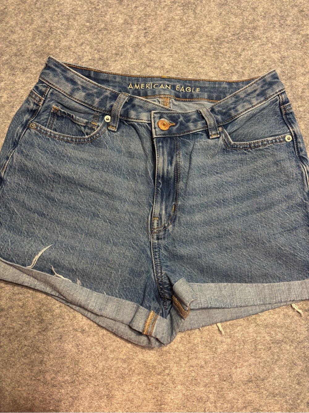 American Eagle Outfitters Women's Medium Blue Denim Cuffed Shorts